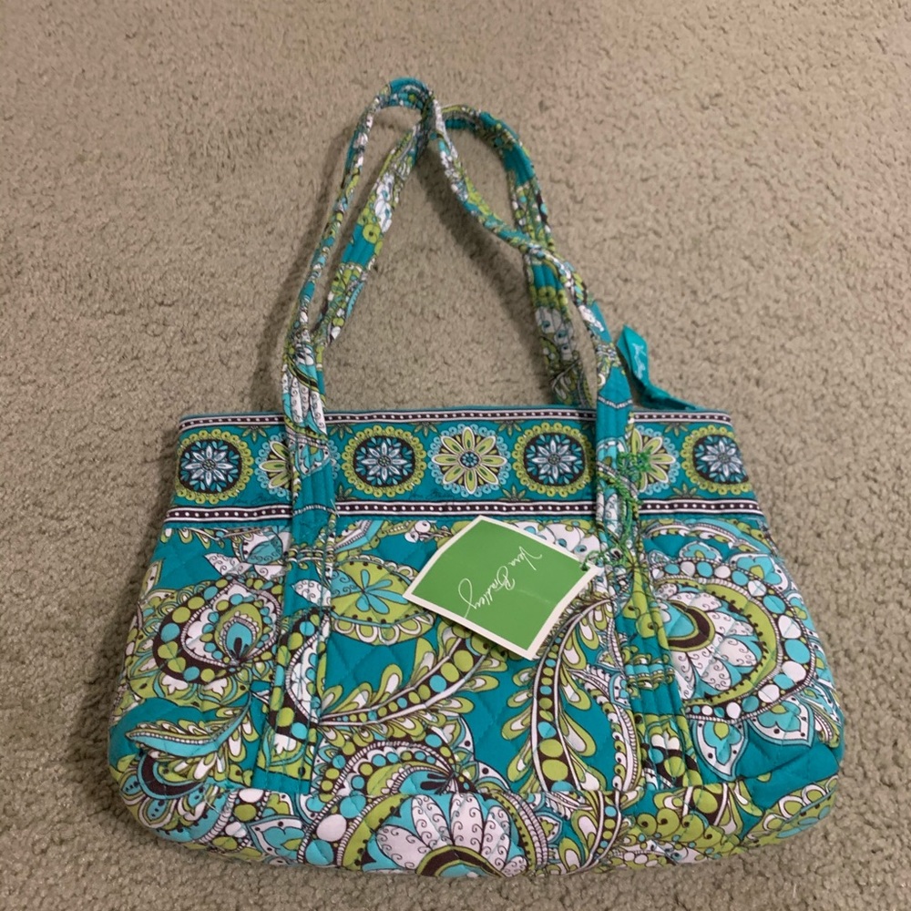 NWT Vera Bradley Little Betsy Peacock 🦚 bag